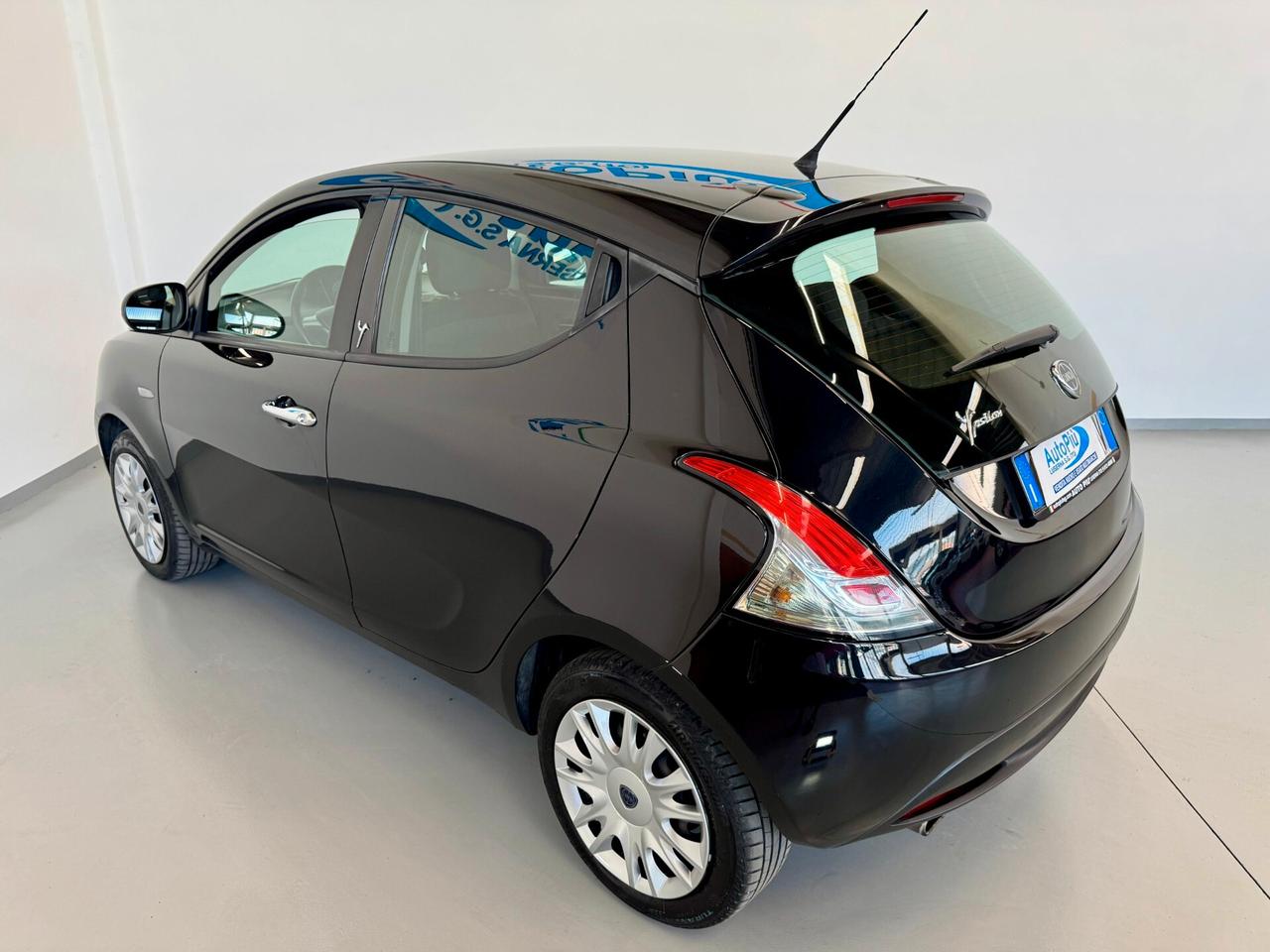 Lancia Ypsilon 1.2 69 CV 5 posti S&S Euro 6B