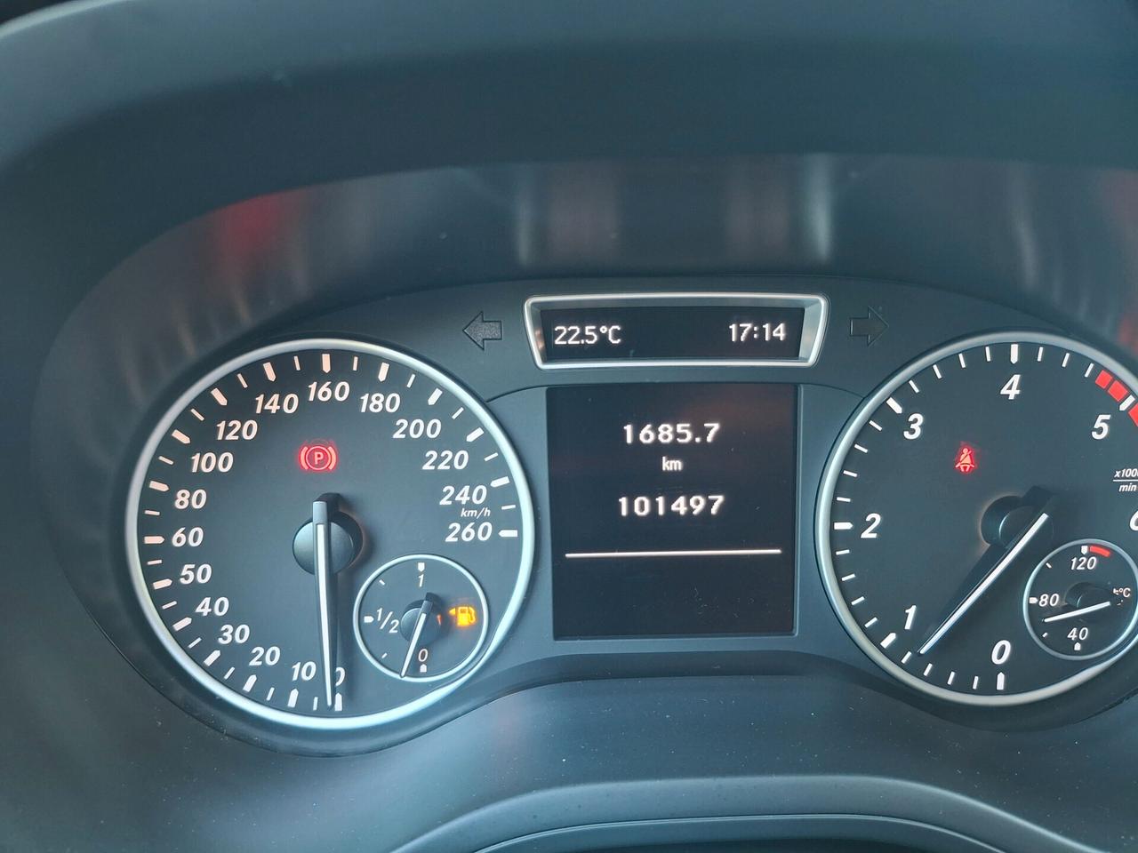 Mercedes-benz B 180 CDI Premium*100mila CHILOMETRI*