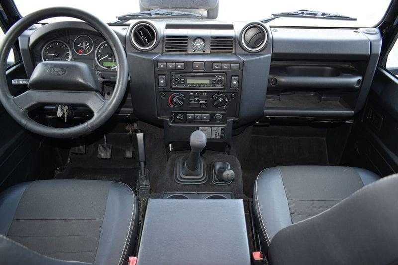 Land Rover Defender Defender 110 2.4 TD4 Station Wagon