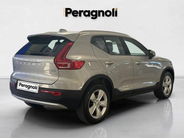 VOLVO XC40 B3 CORE AUTOMATICA