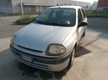 Renault Clio 1.2 cat 5 porte RT