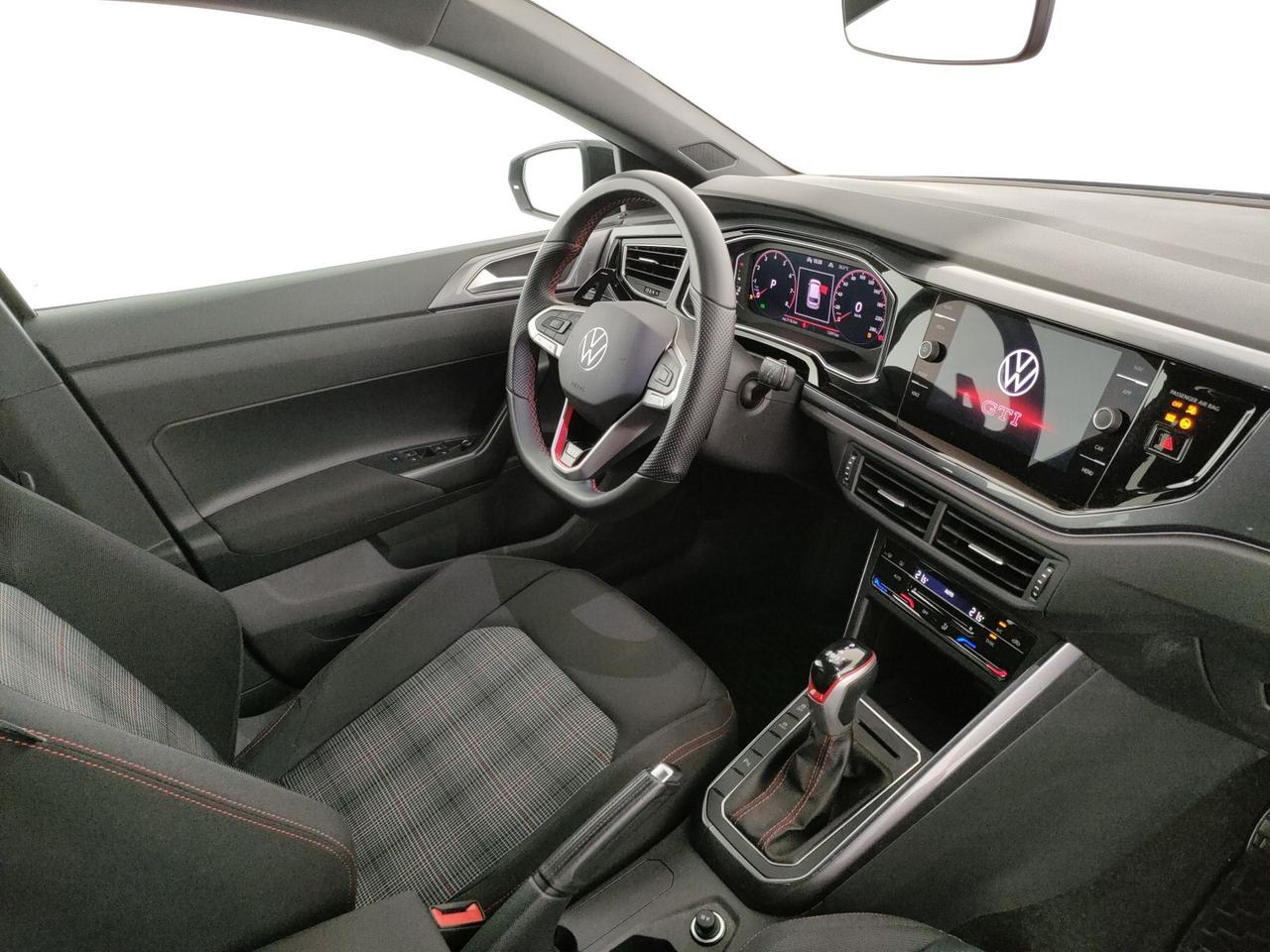 Volkswagen Polo 2.0 tsi gti dsg