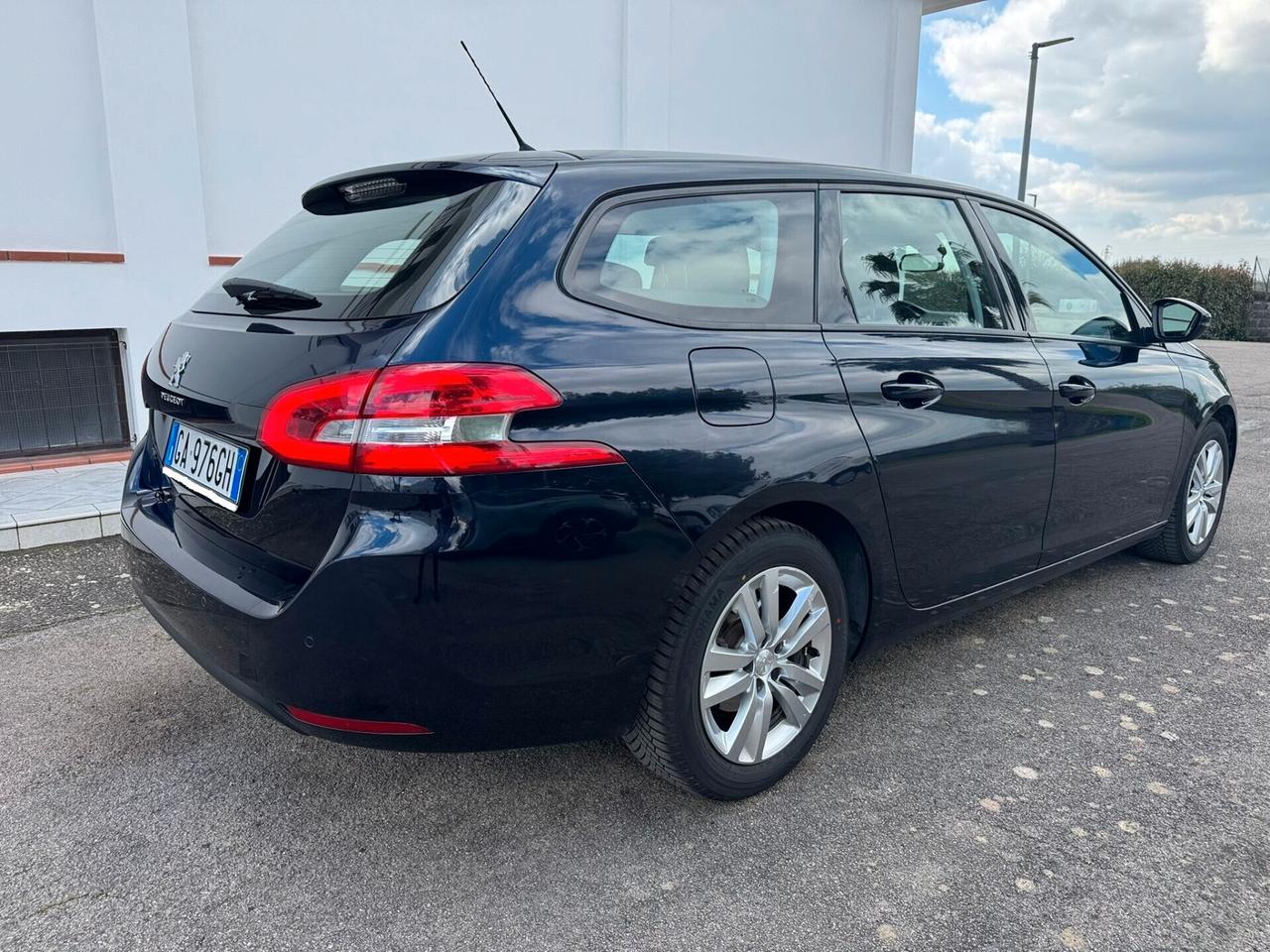 Peugeot 308 BlueHDi 130 S&S EAT8 SW Business