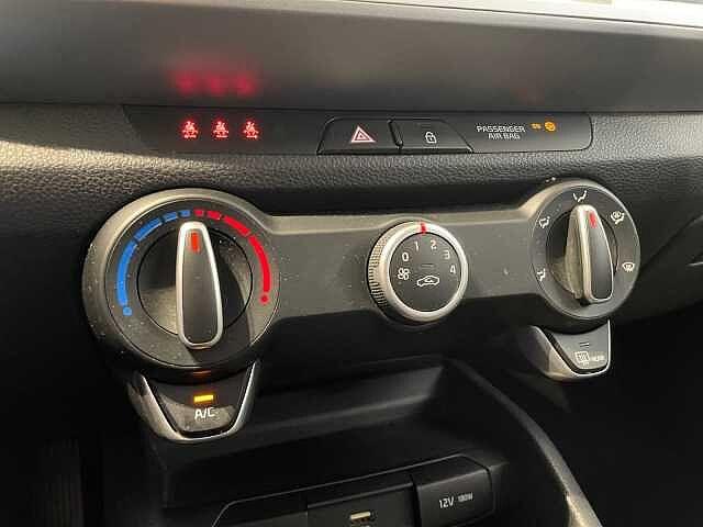 Kia Stonic 1.2 84CV Style - NEOPATENTATI
