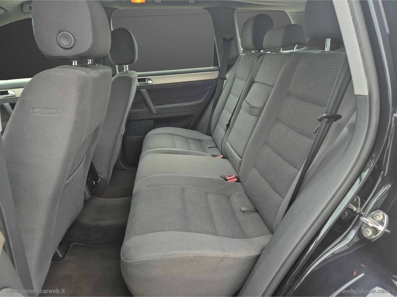 VOLKSWAGEN Touareg 2.5 R5 TDI DPF Exclusive
