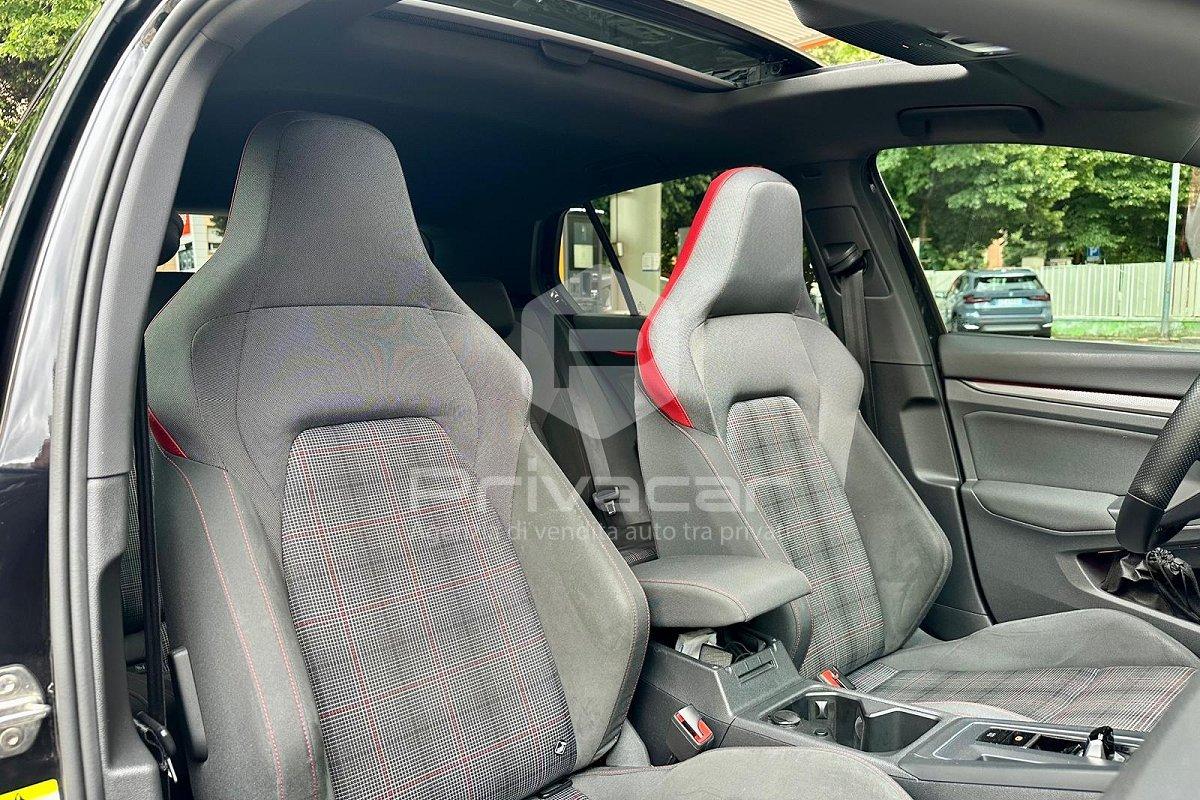 VOLKSWAGEN Golf 2.0 TSI DSG GTI