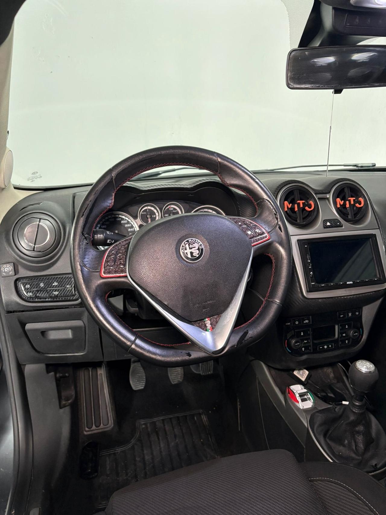 Alfa Romeo MiTo 1.4 Distinctive gpl unico propritario