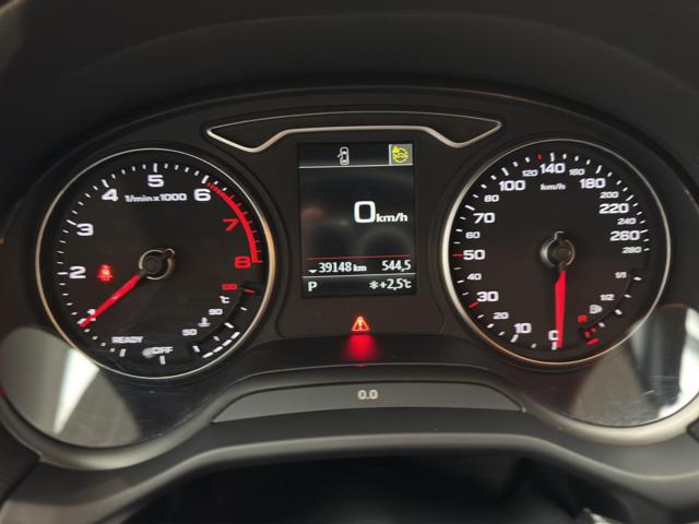 AUDI Q2 35 TFSI S tronic Business Plus