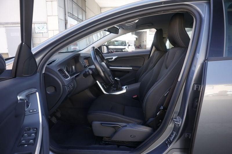 Volvo S60 VOLVO S60 D2 R-Design Unicoproprietario