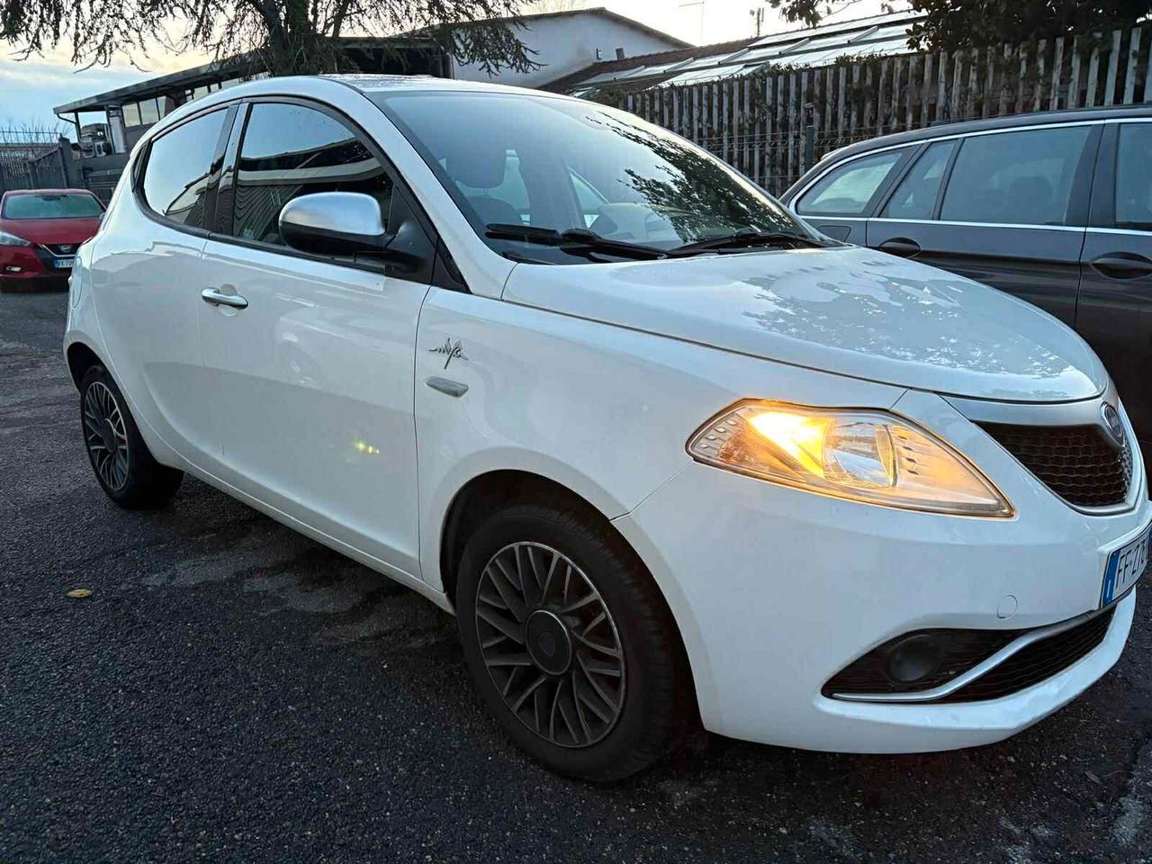 Lancia Ypsilon 1.3 MJT 16V 95 CV 5 porte S&S Mya