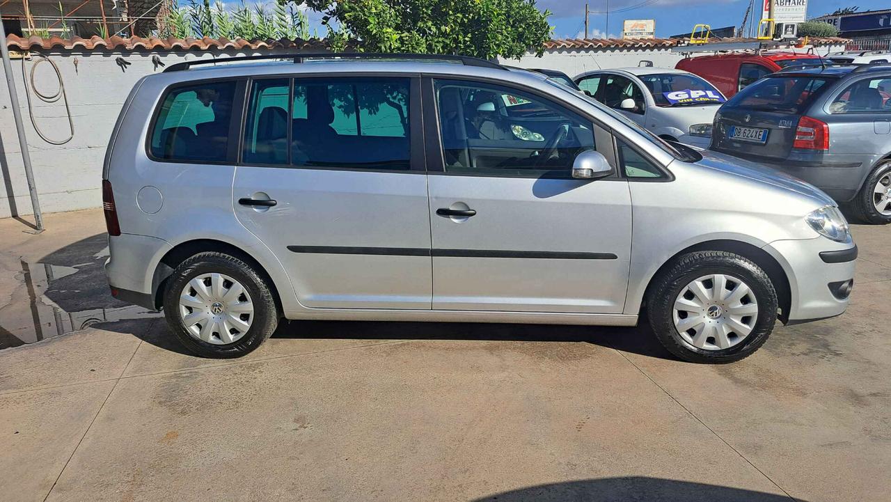 Volkswagen Touran 1.9 TDI 105CV Trendline 7 Posti