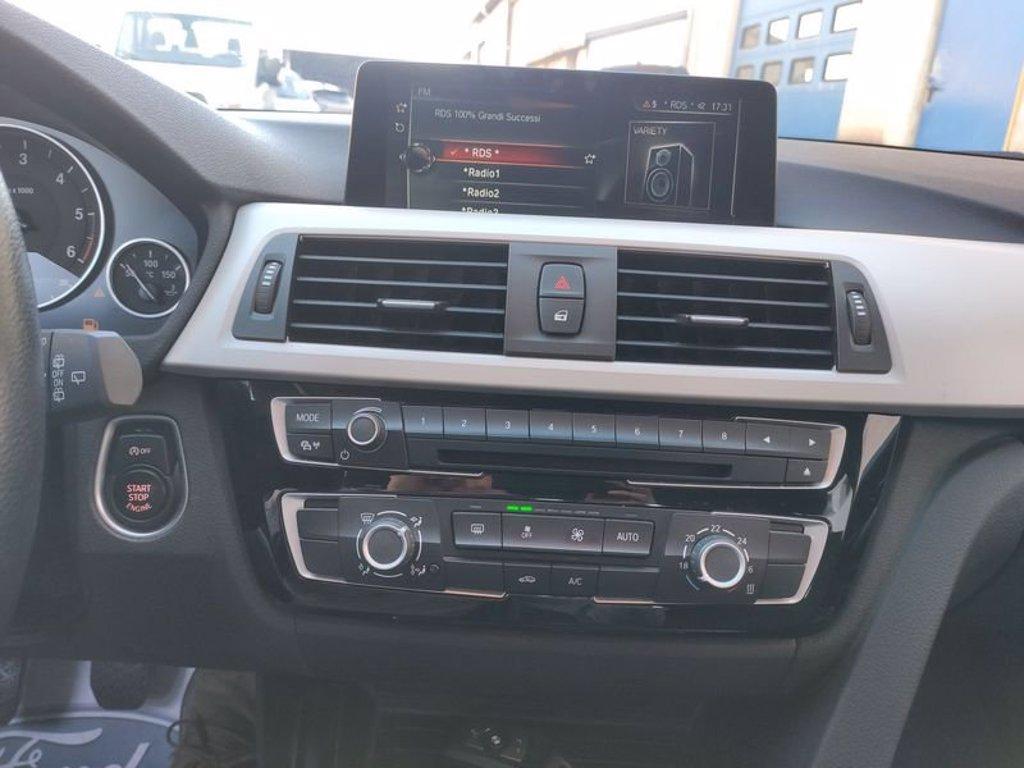 BMW 320d touring business advantage del 2017