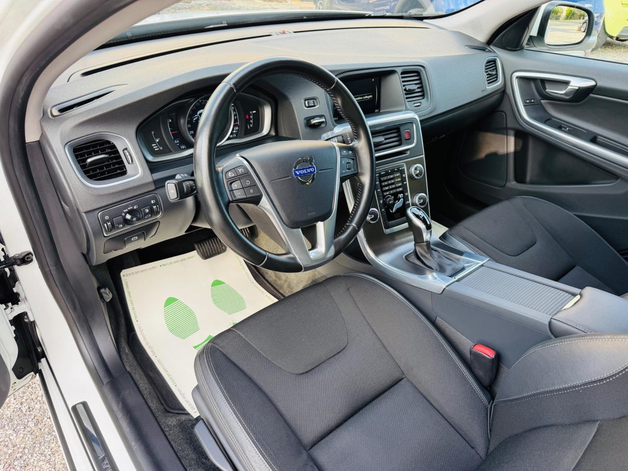 Volvo V60 D5 Geartronic Momentum 132.000km!!