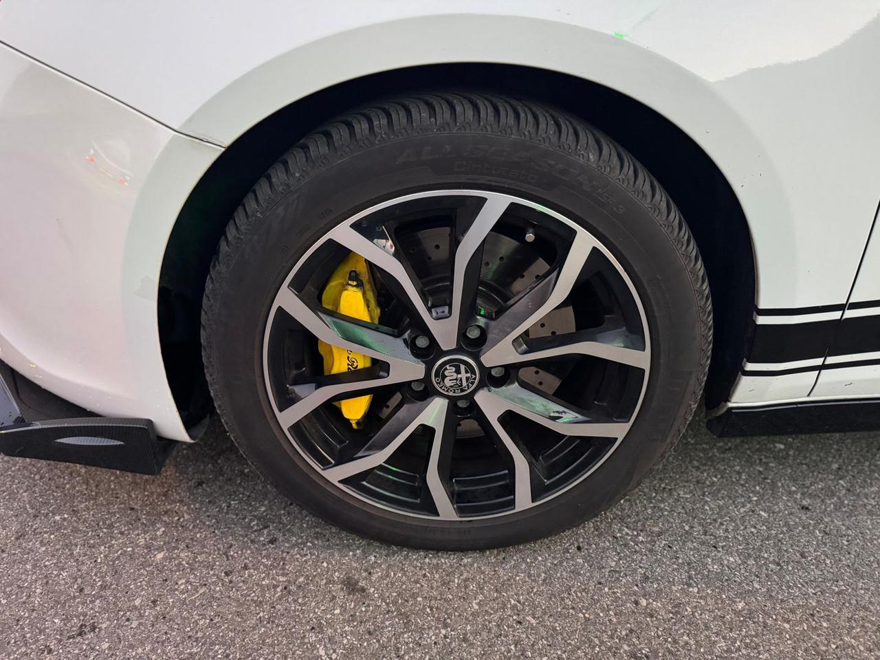 Alfa Romeo Giulietta Distinctive 1.75 TBi 16 #8054