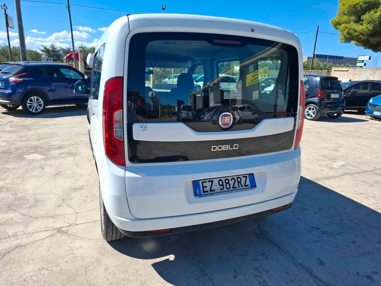 Fiat Doblò 1.6 MJT 120CV 5 POSTI LOUNGE - 2015