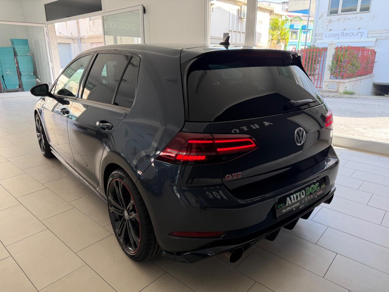 Volkswagen Golf GTI Performance 2.0 245 CV TSI 5porte BMT