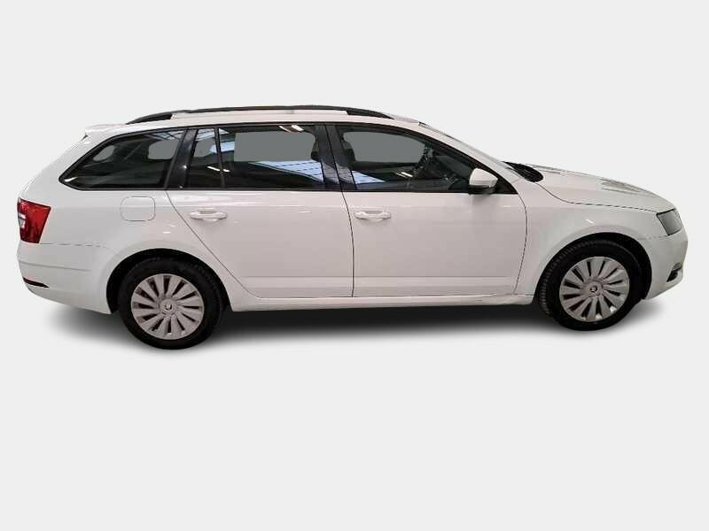 SKODA OCTAVIA WAGON 1.6 TDI ACTIVE