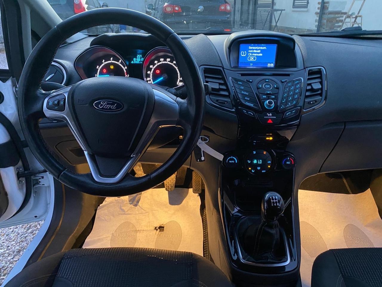 Ford Fiesta 1.4 5 porte Bz.- GPL Black & White Edition