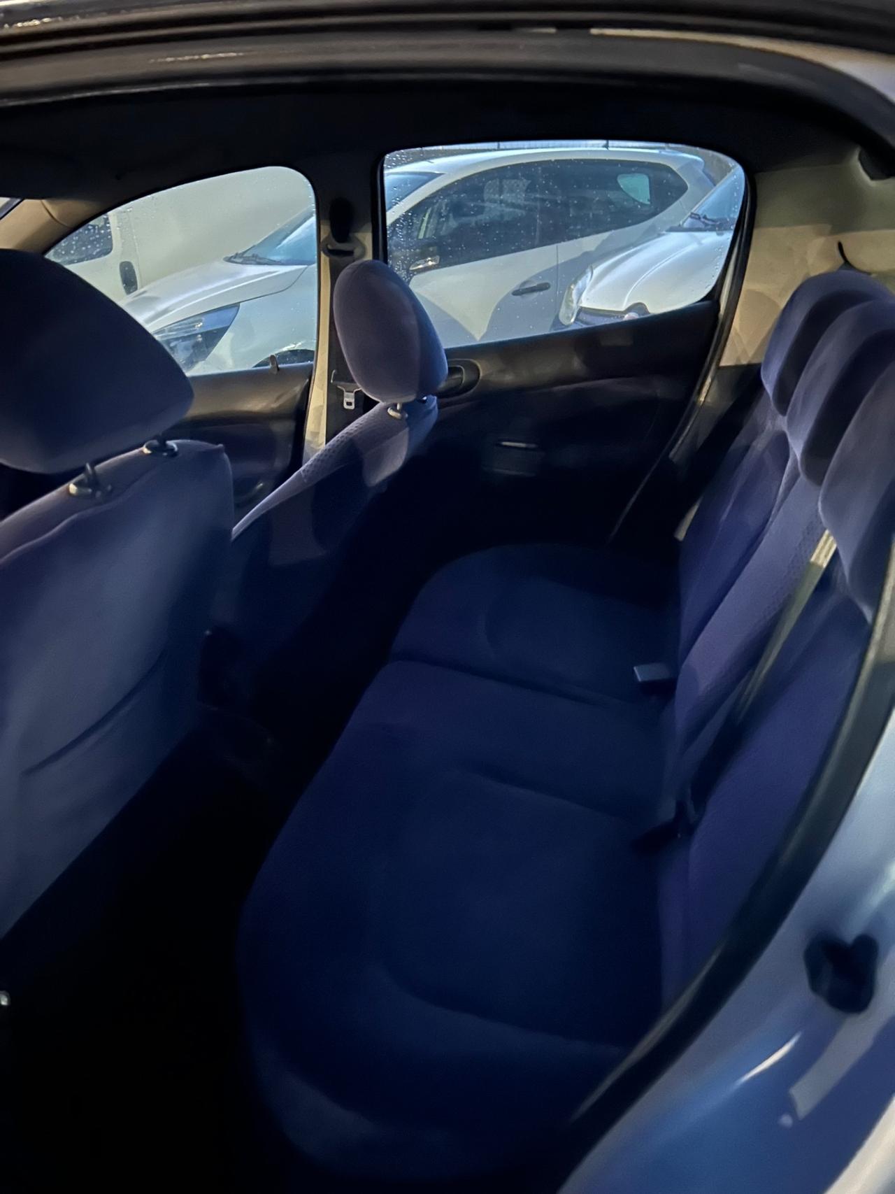 Peugeot 206 1.1 5p. XT