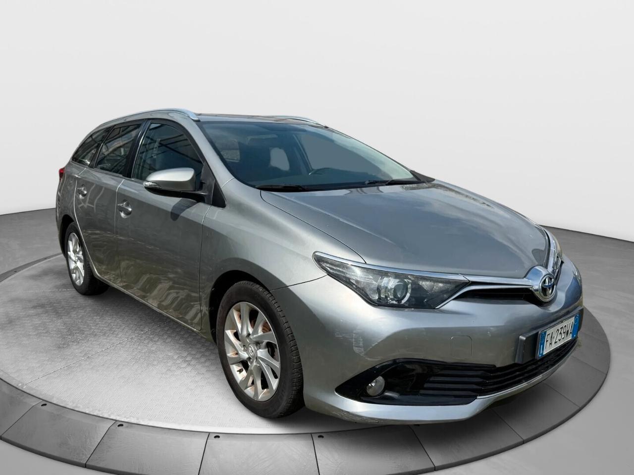 Toyota Auris SW Touring Sports 1.6cc D-4D 112cv Active