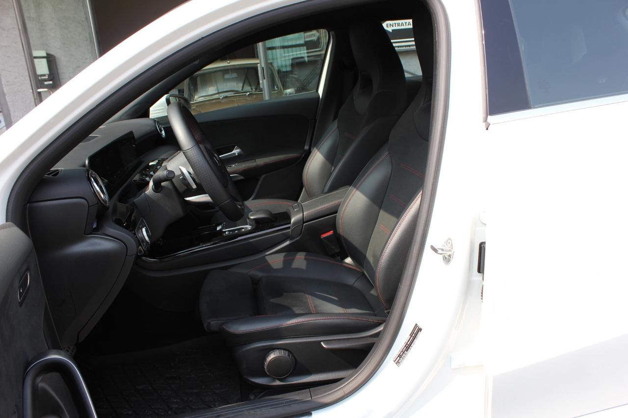 MERCEDES-BENZ A 180 AUTOMATIC BUSINESS AMG 7G-DCT TELECAMERA - NAVY