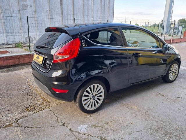 FORD Fiesta 1.6 TDCi 90CV 3 porte DPF Titanium neopatentati