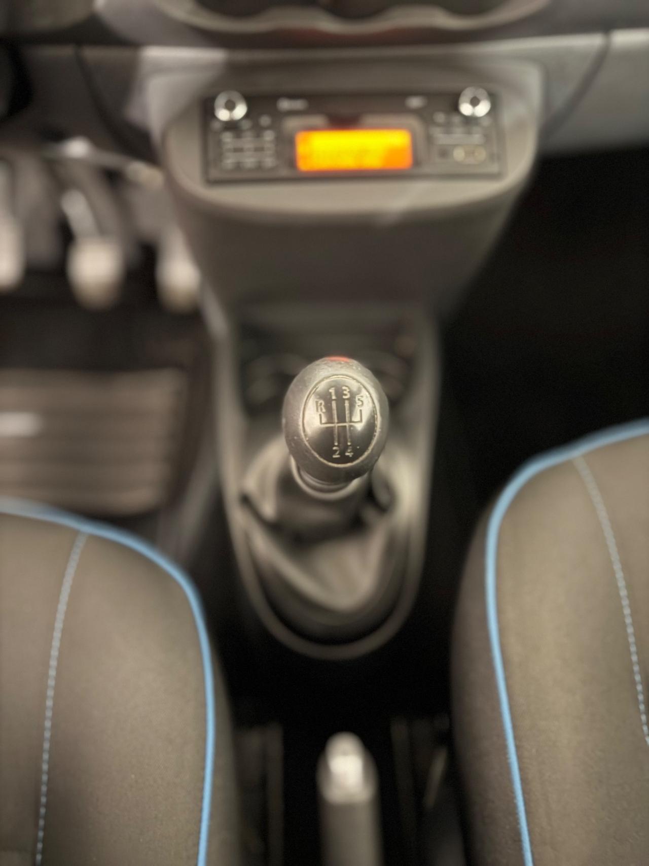 Renault Twingo 1.2 16V Wave