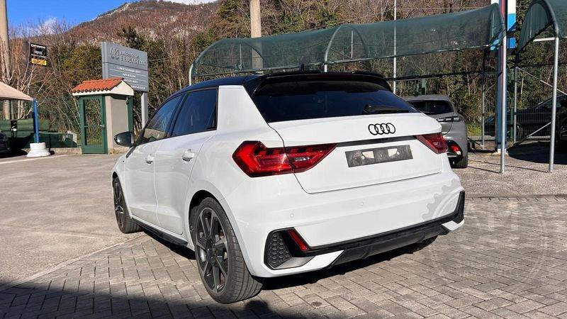 Audi A1 Sportback 30 TFSI S tronic Adrenalin S line edition Black Pack