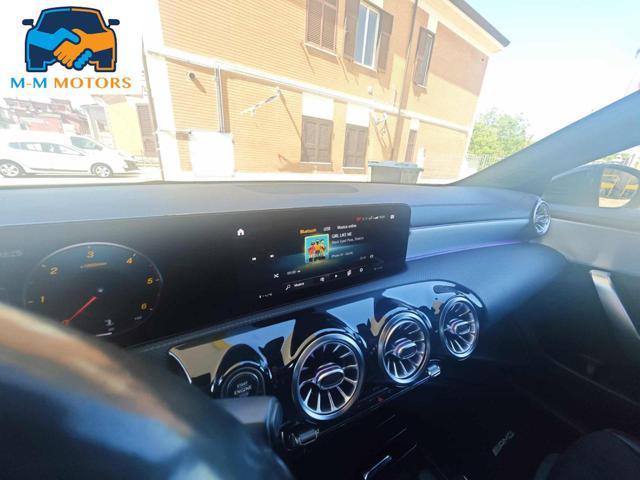 MERCEDES-BENZ CLA 180 premium amg full optionale