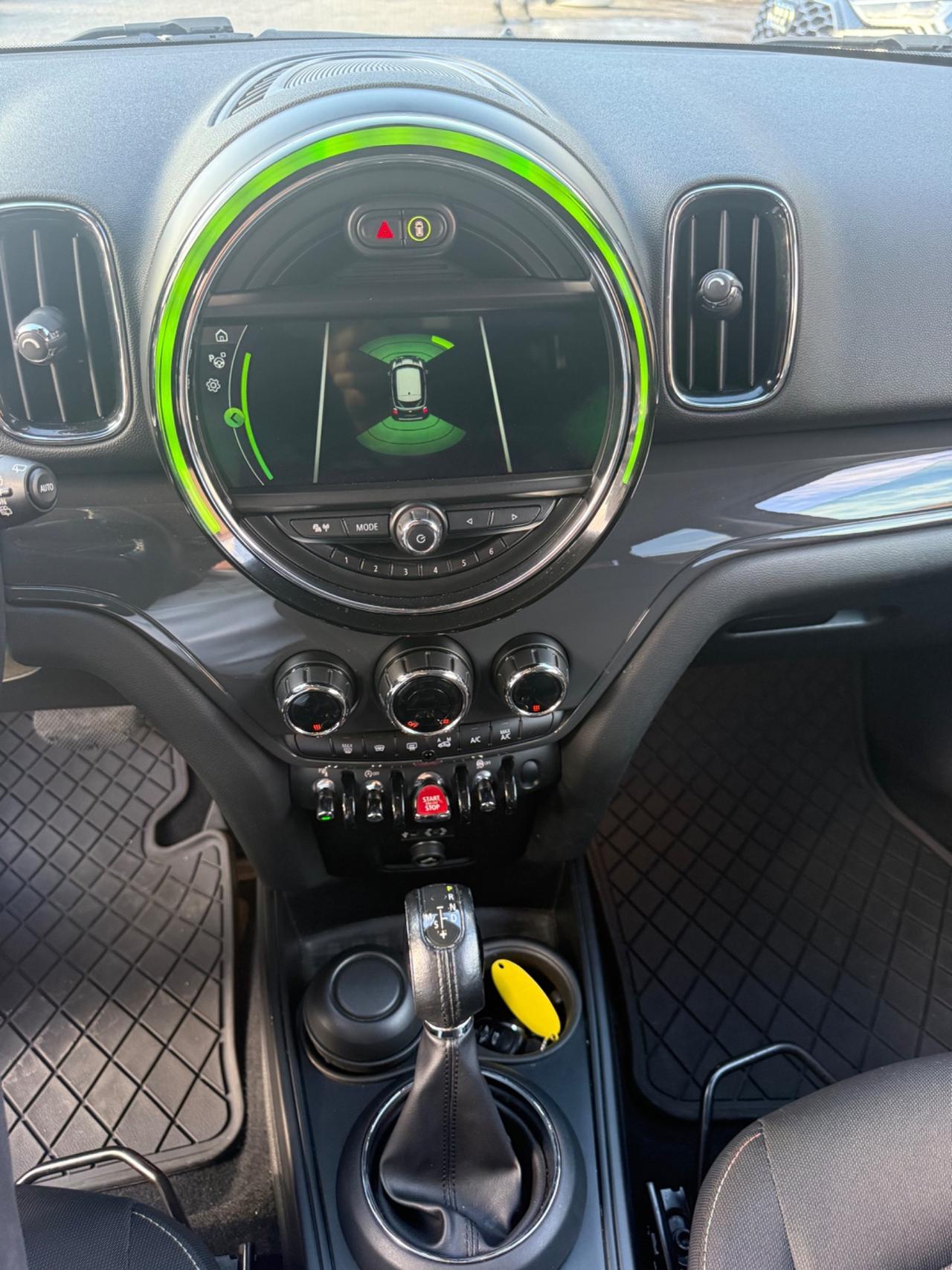 Mini Cooper D Countryman 2.0 Hype Automatica