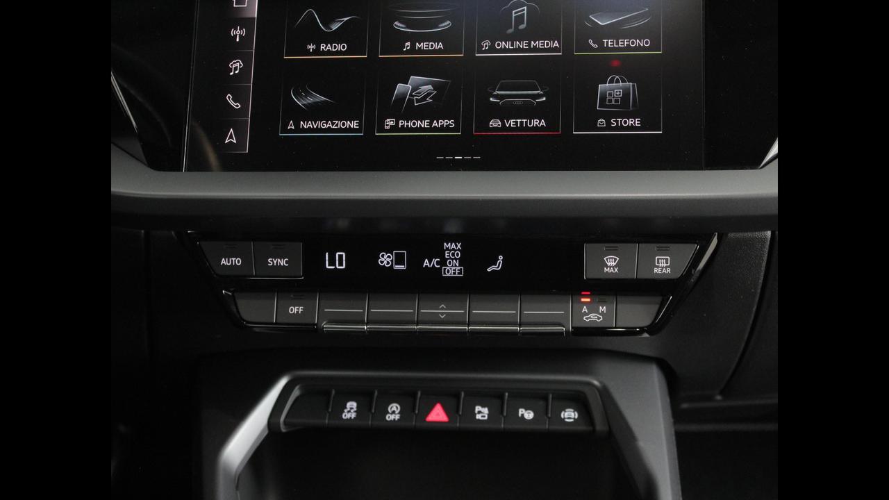 AUDI A3 IV - A3 Sedan 30 2.0 tdi Business