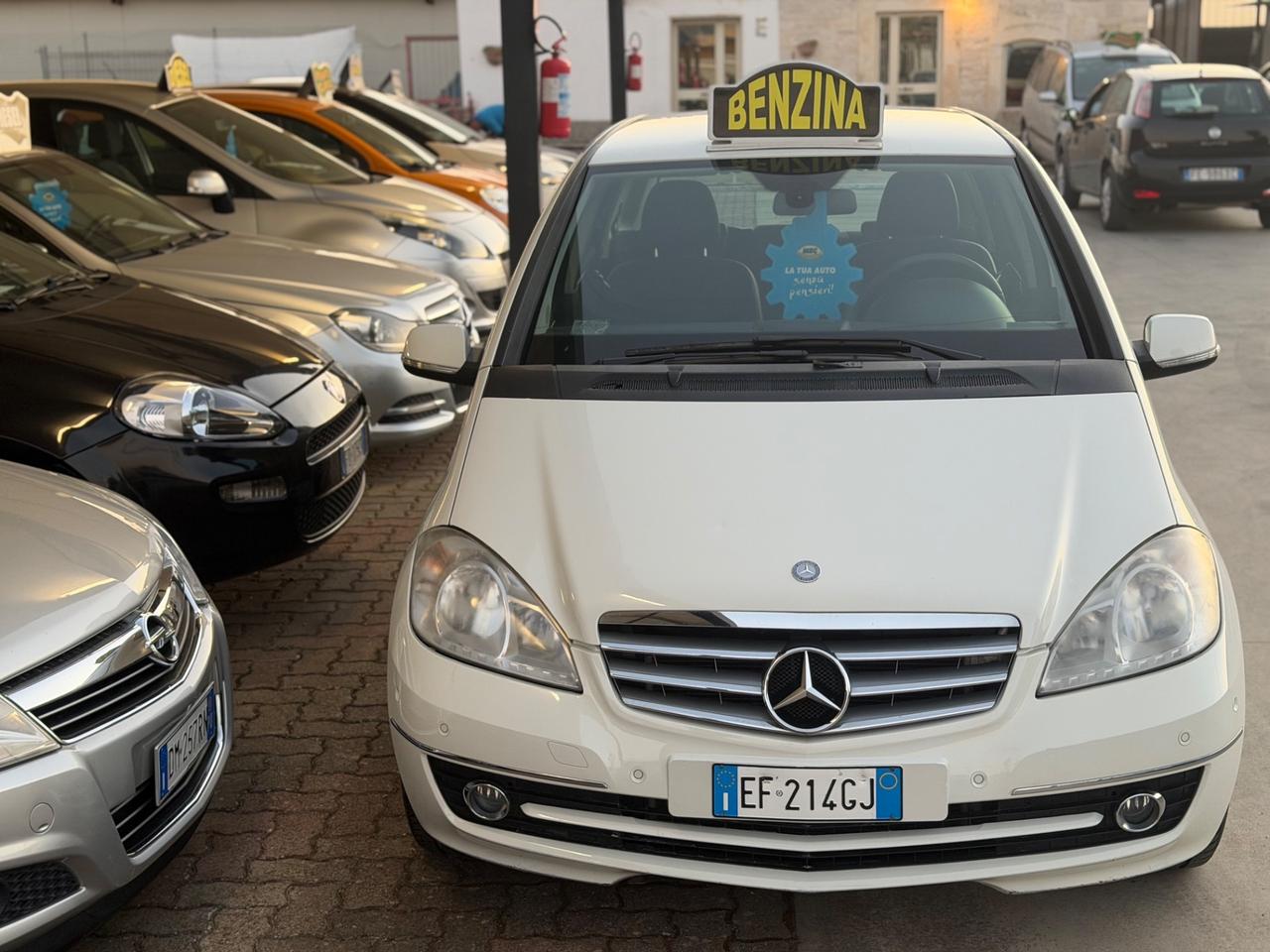 Mercedes CLASSE A 160 BENZINA 2011