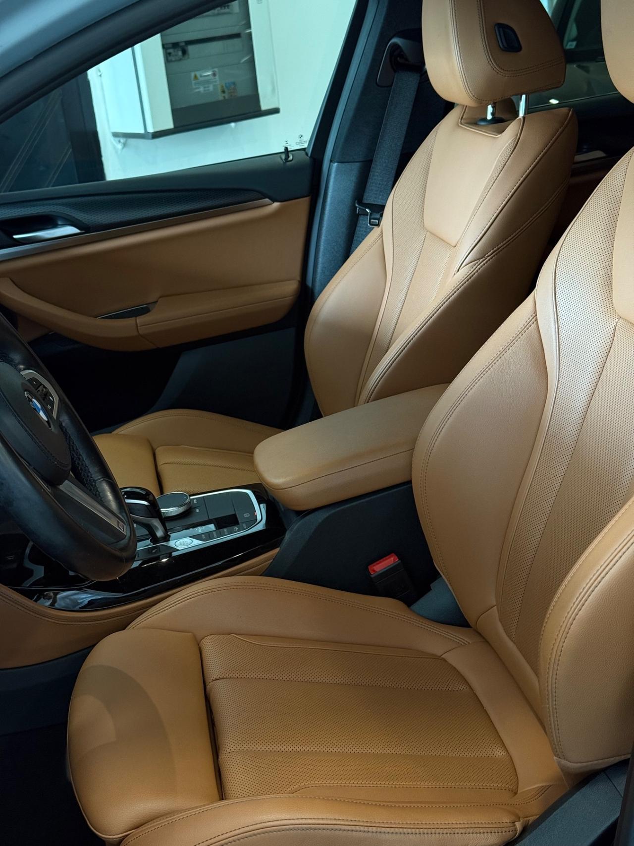 Bmw X4 M xDrive30d 48V 249CV