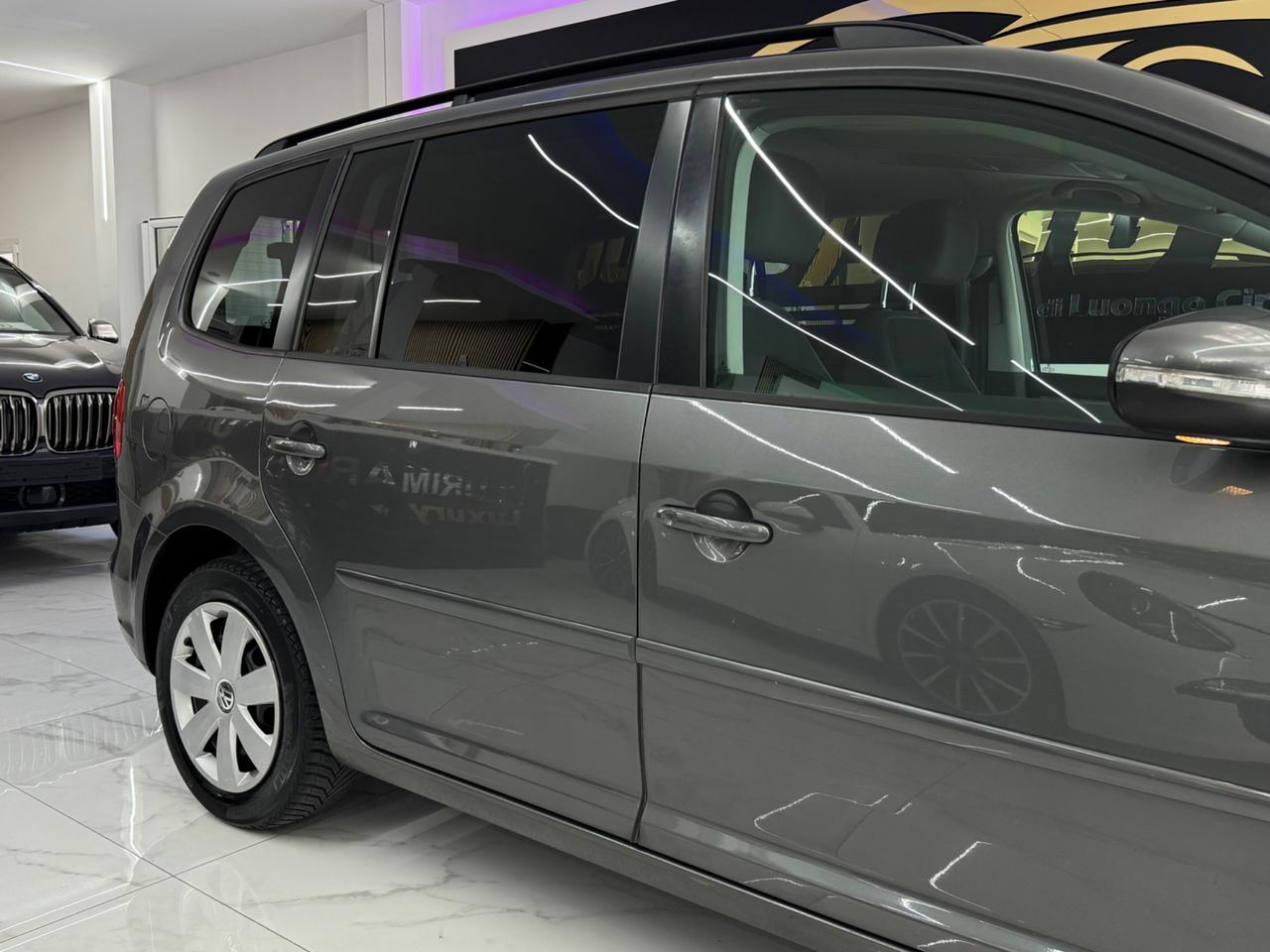 Volkswagen Touran 7 POSTI 1.6 TDI Comfortline Full Opt