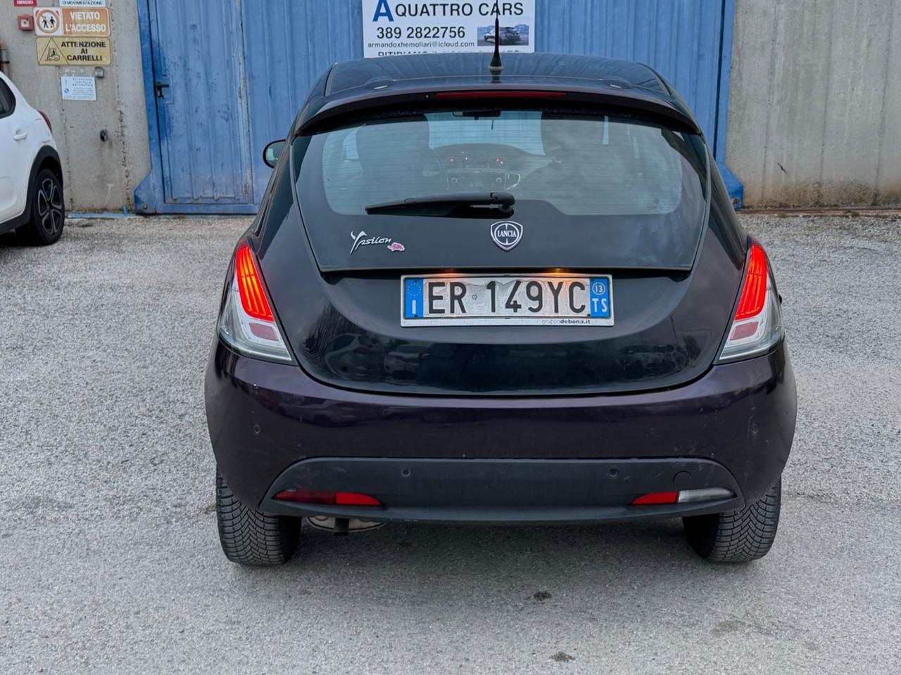 Lancia Ypsilon 1.2 69 CV Unyca
