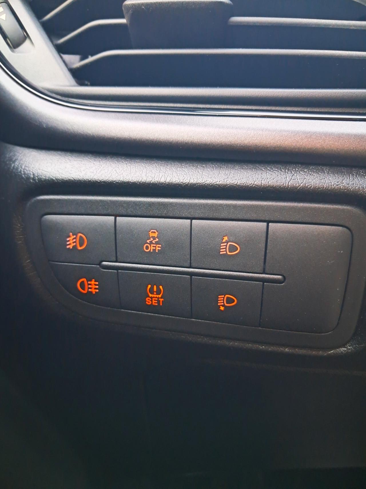 Fiat TIPO 1.6-Mtj 120CV-DCT *S-DESIGN*PELLE*NAVI*LED