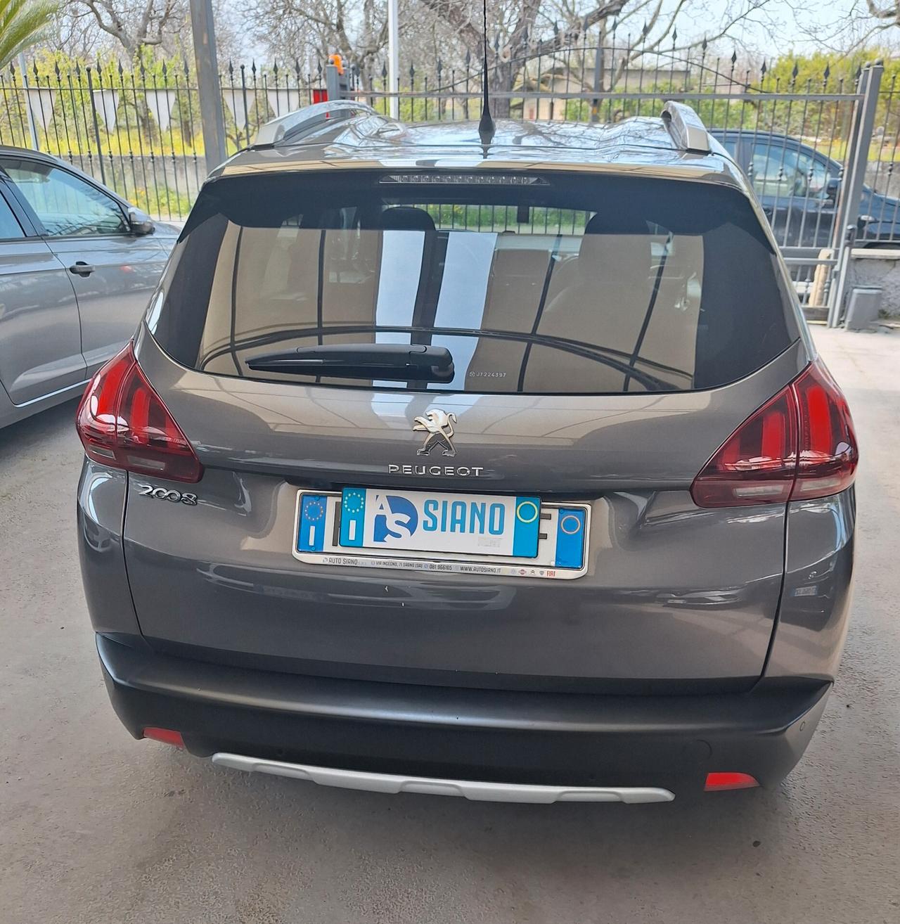 Peugeot 2008 BlueHDi 100 Allure