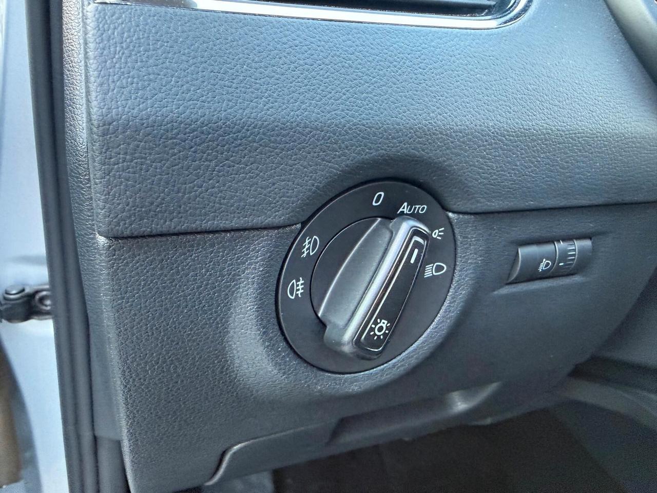 SKODA OCTAVIA 1.6 TDI DSG Wagon EXECUTIVE