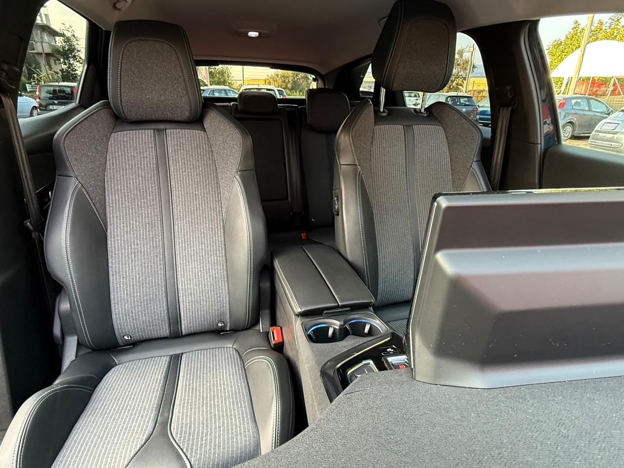 Peugeot 3008 BlueHDi 130 S&S EAT8 Allure Pack