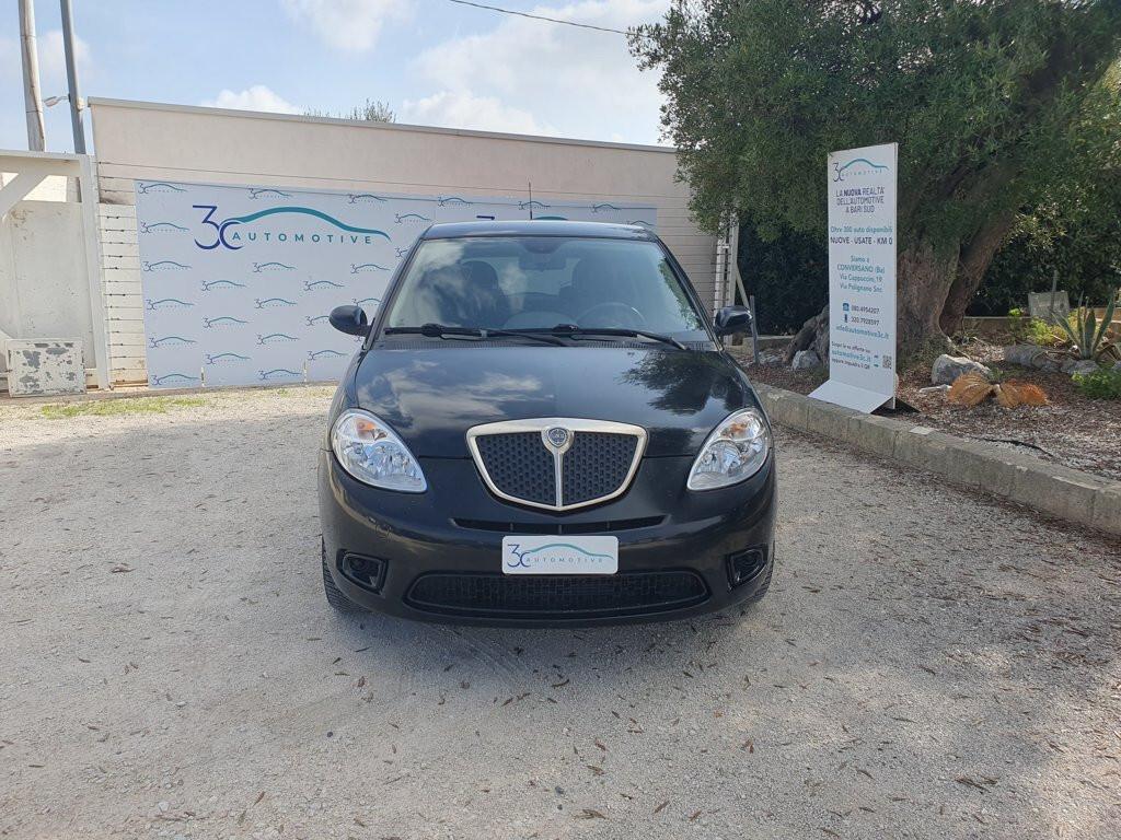 Lancia Ypsilon 1.4 16V 95cv 6marce Sport MomoDesign