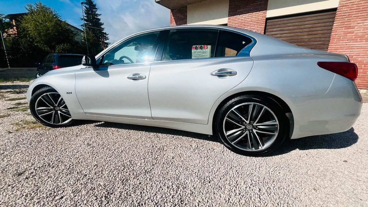 Infiniti Q50 2.2 diesel AT Sport