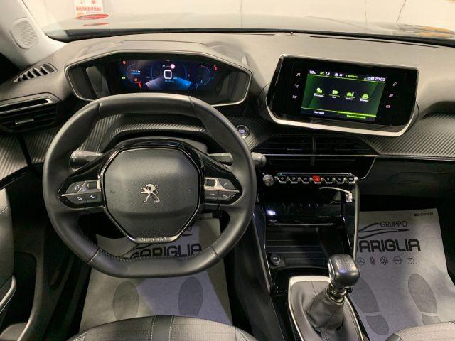 PEUGEOT 2008 1.5 BlueHDi Allure Navi Pack