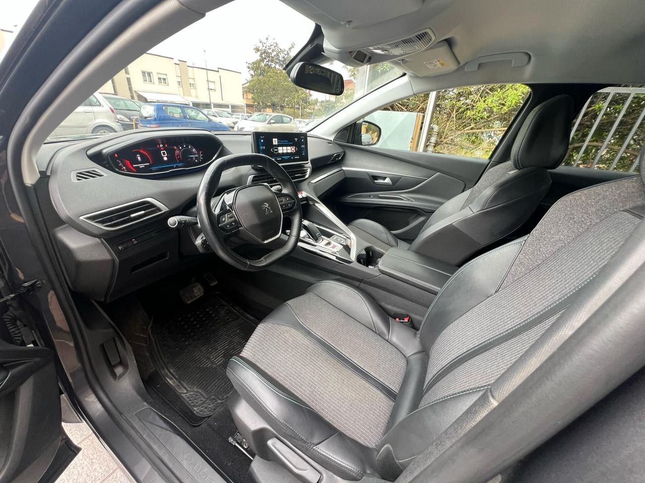 Peugeot 3008 PureTech Turbo 130 S&S Allure Pack