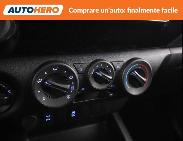 TOYOTA Hilux 2.4 D-4D 4WD 4 porte Double Cab Comfort