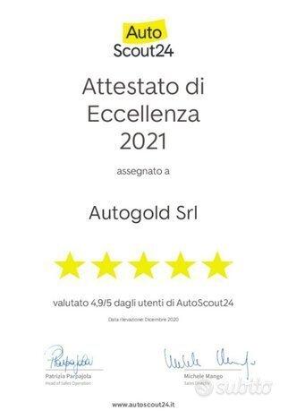 Italiana targa Milano