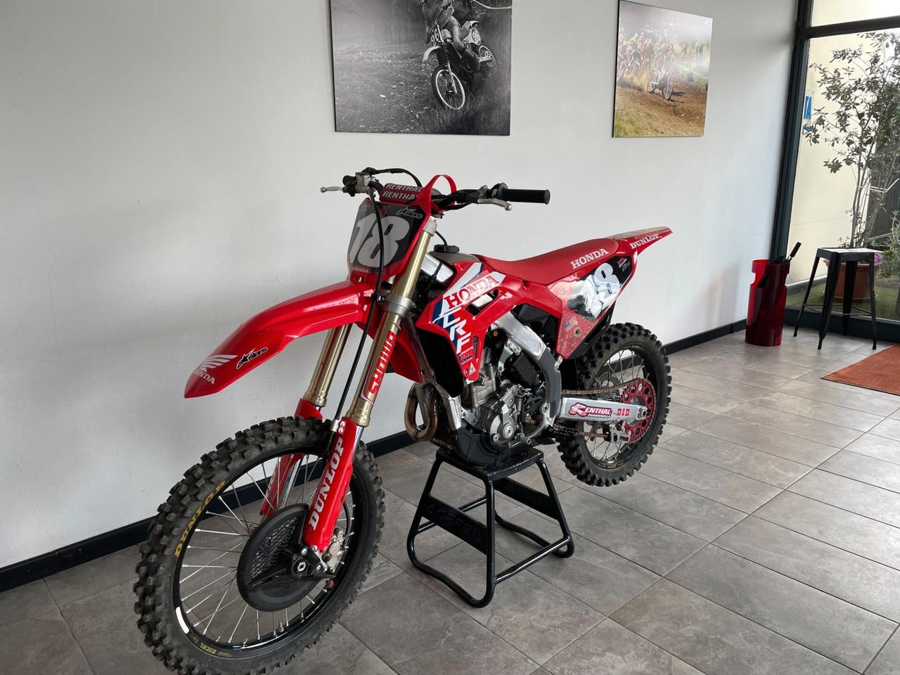 HONDA CRF 250 R 2024