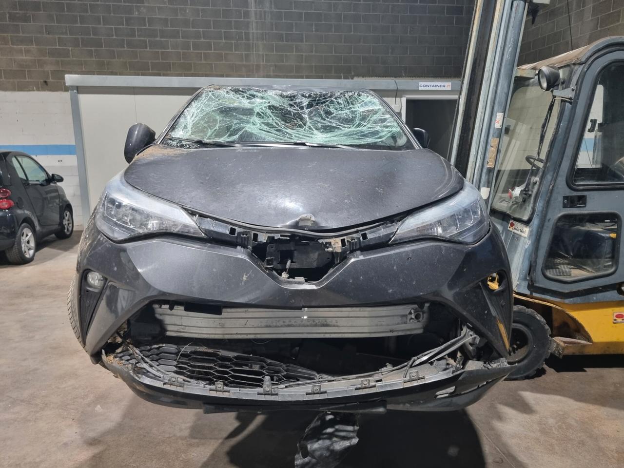 Toyota C-HR 1.8 Hybrid E-CVT Trend