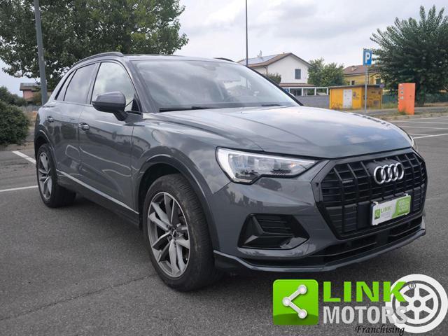AUDI Q3 40 TDI quattro S tronic Business Advanced