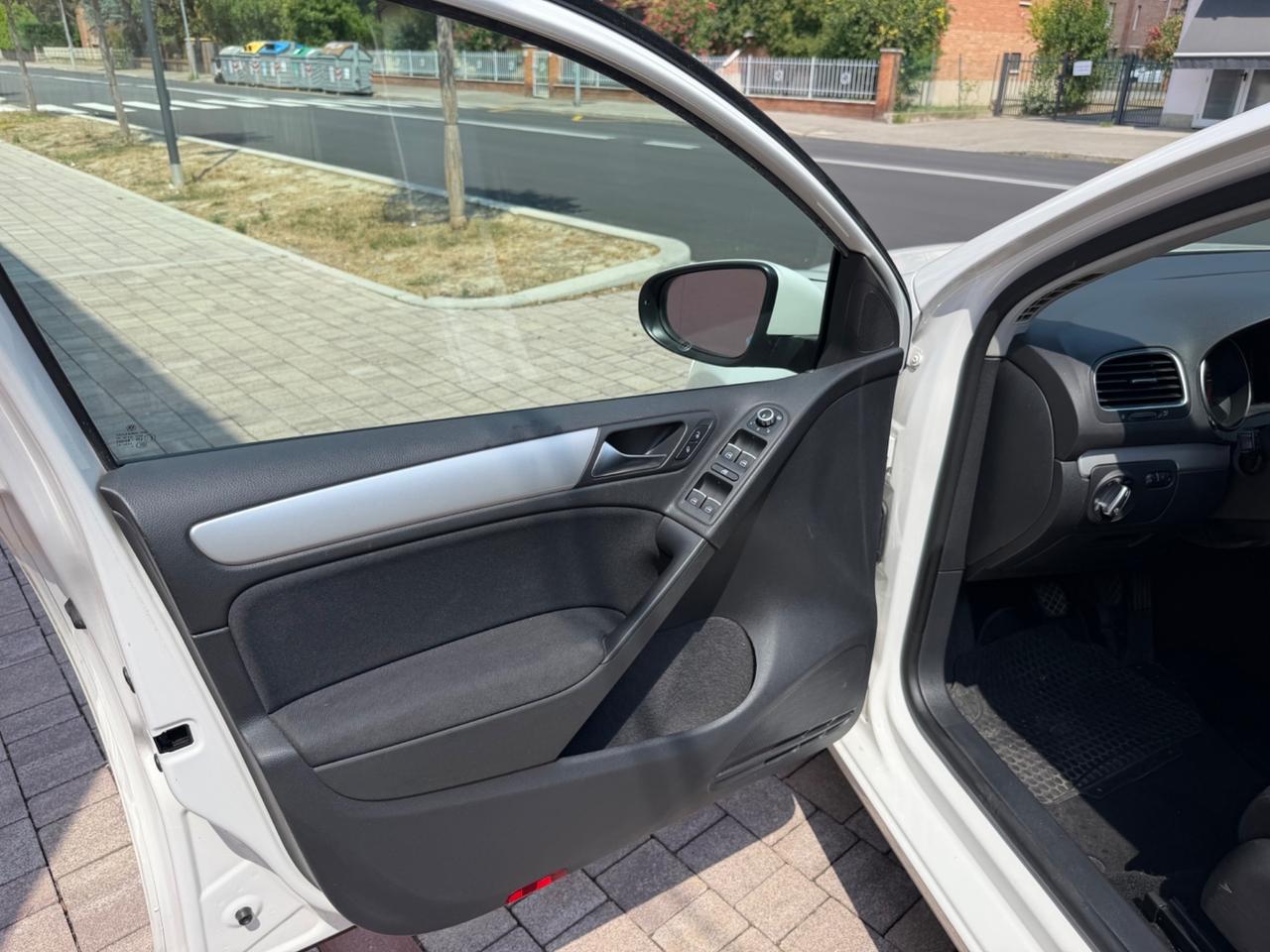 Volkswagen Golf 1.6 TDI DPF 5p. Trendline