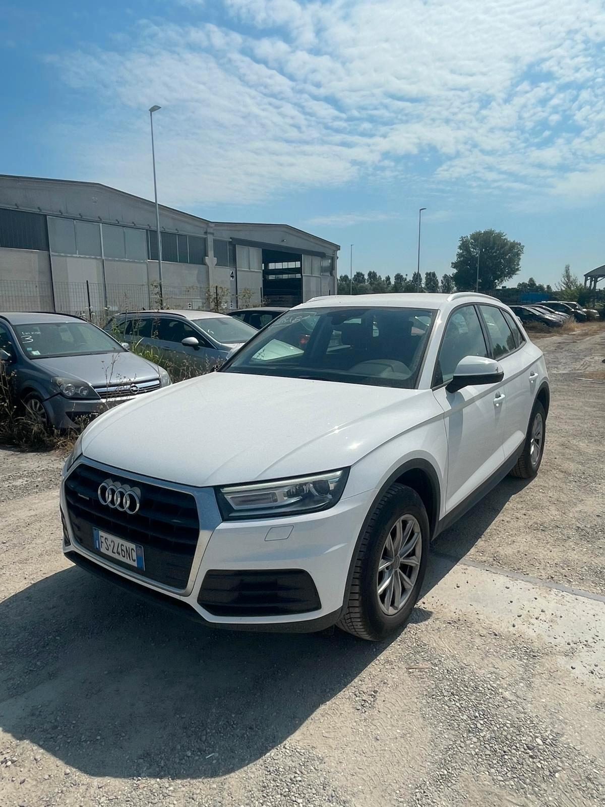 Audi Q5 2.0 TDI 190 CV quattro S tronic Business Sport